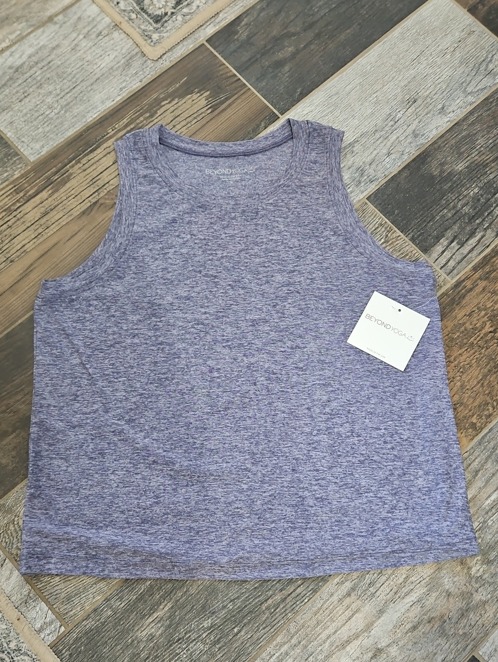 Beyond Yoga Heathered Lavender Cropped Muscle Tank